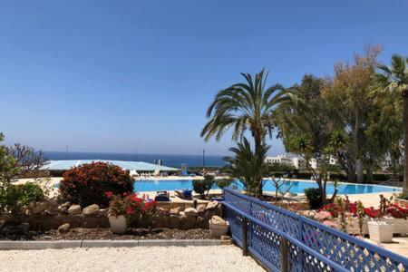 Kings Palace - Superb 2 Bed Ground Floor Apartment Paphos Exterior foto